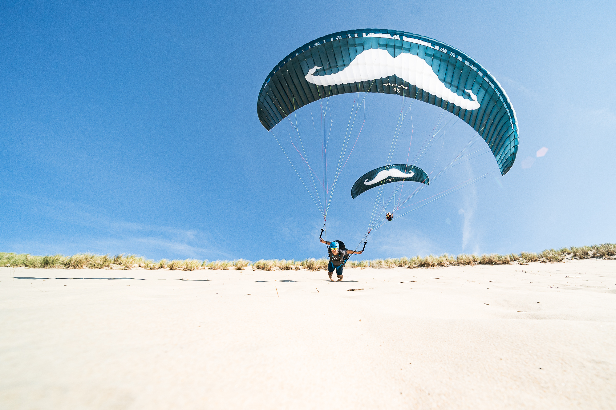 Voile Moustache de parakite Flare en soaring sur la Dune du Pilat – Stage de parapente et pilotage