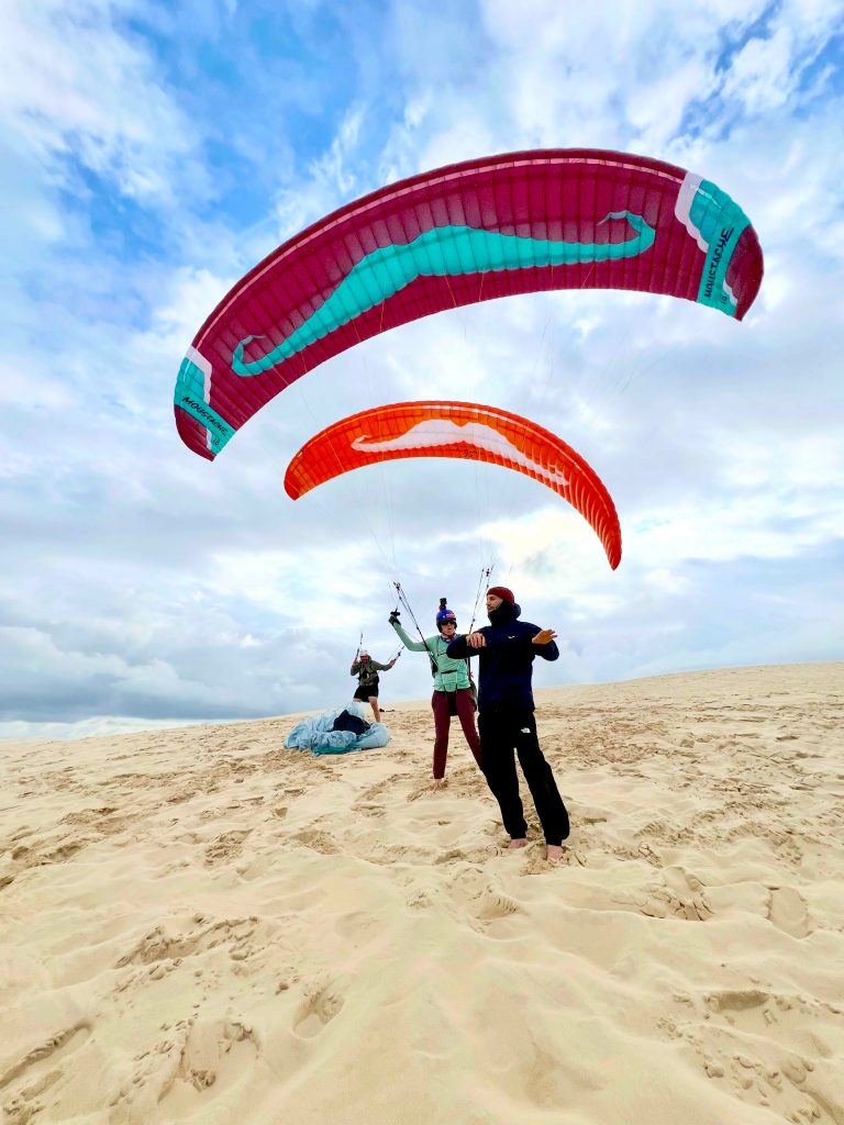 Exercices au sol en Moustache parakite sur la Dune